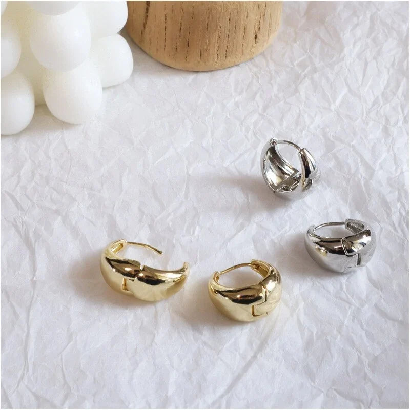 HgB6y6sE3JESoor.webp